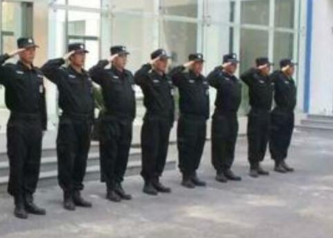 快來(lái)了解下保安人員在上崗前和在崗時(shí)的一些培訓(xùn)內(nèi)容吧！